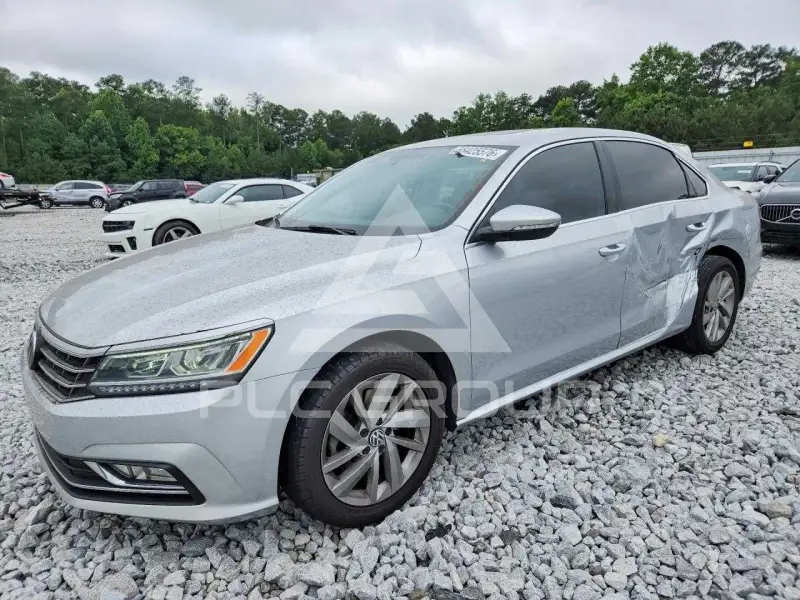 2018 Volkswagen Passat фото