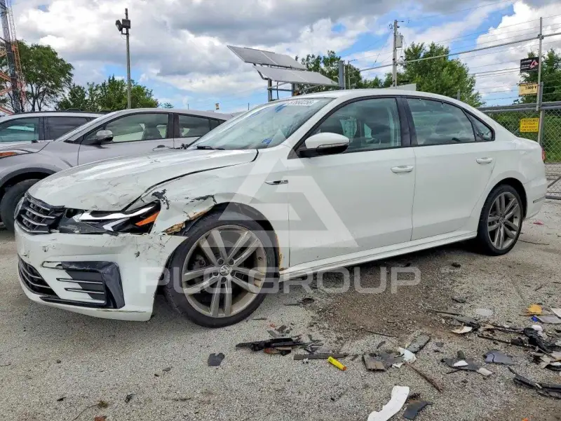 2018 Volkswagen Passat photo