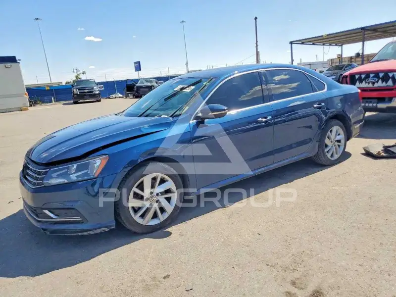 2018 Volkswagen Passat photo