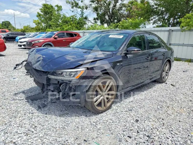 2018 Volkswagen Passat фото