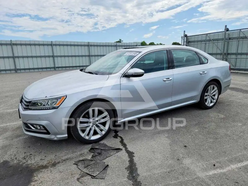 2018 Volkswagen Passat photo