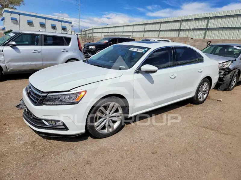 2018 Volkswagen Passat фото
