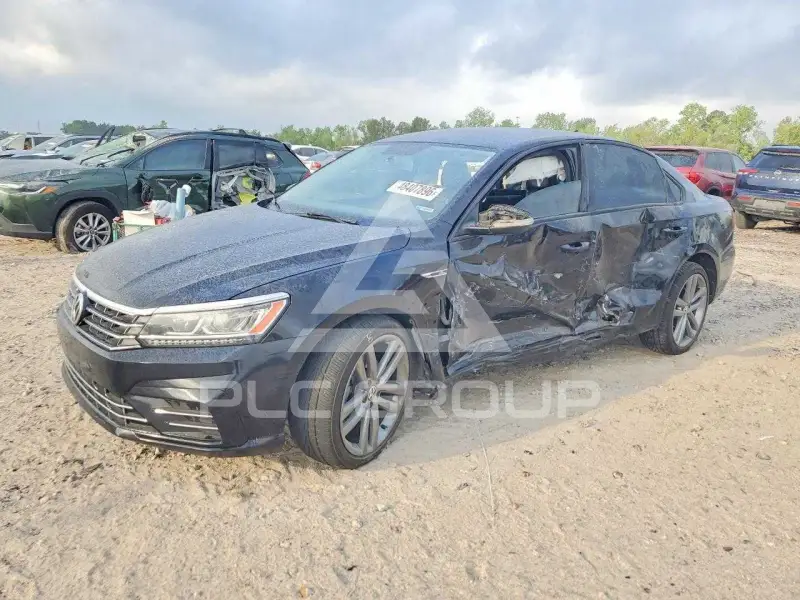 2018 Volkswagen Passat фото