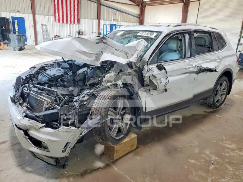 2018 Volkswagen Tiguan фото