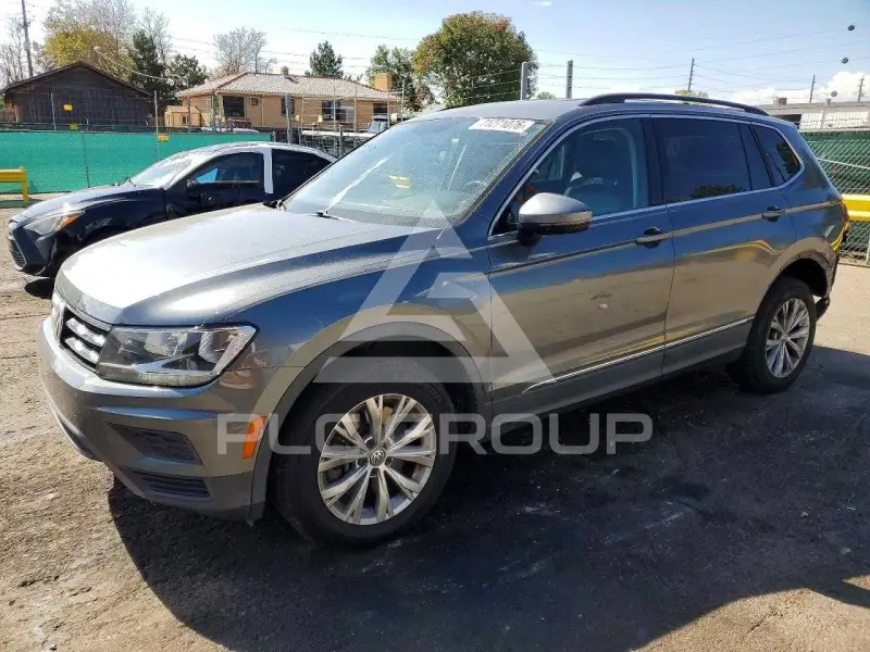2018 Volkswagen Tiguan фото