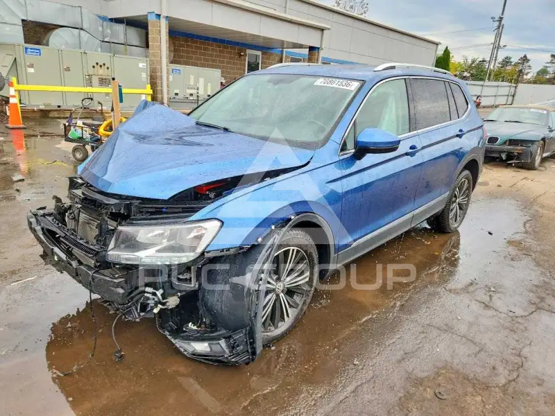 2018 Volkswagen Tiguan photo