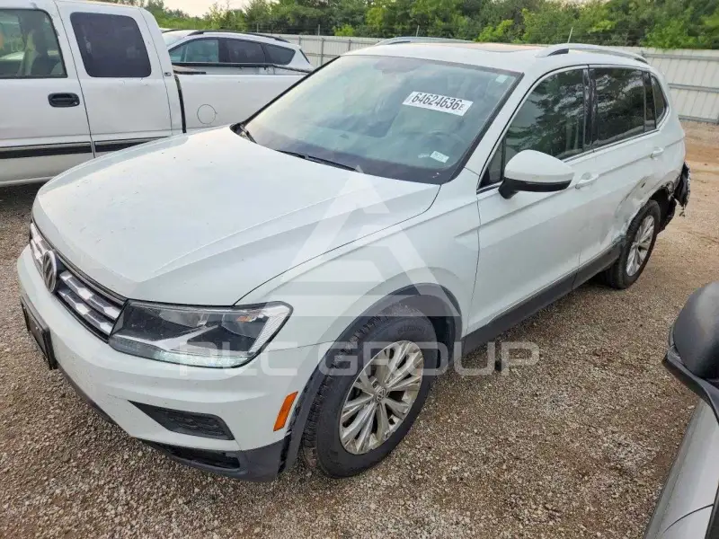 2018 Volkswagen Tiguan photo
