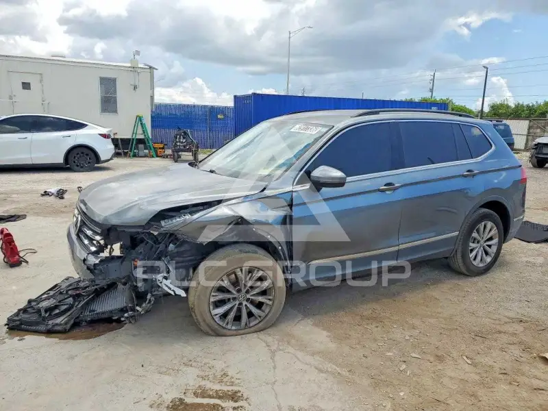2018 Volkswagen Tiguan фото