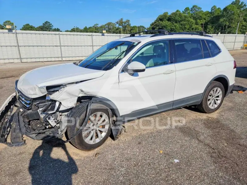2018 Volkswagen Tiguan фото