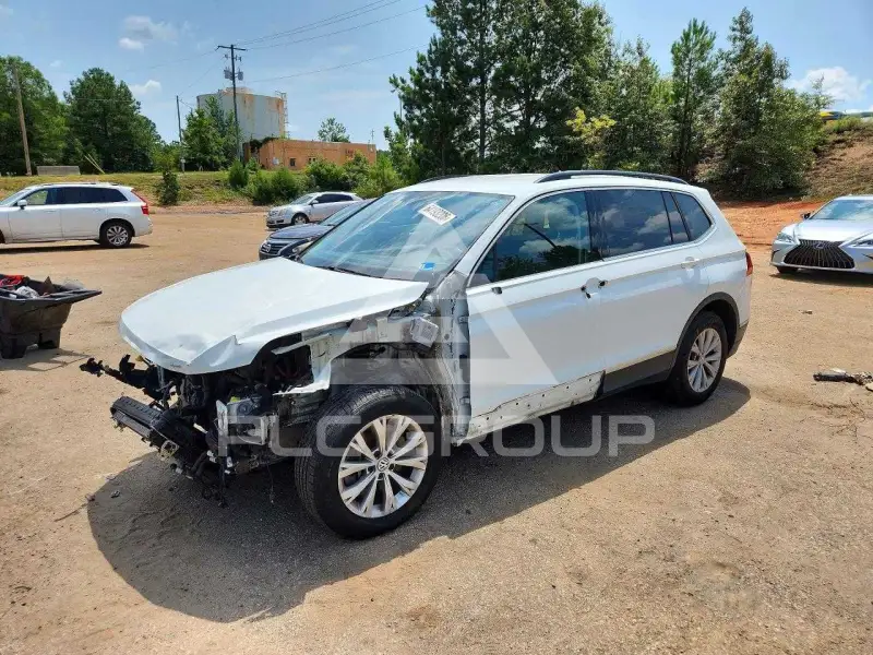 2018 Volkswagen Tiguan фото