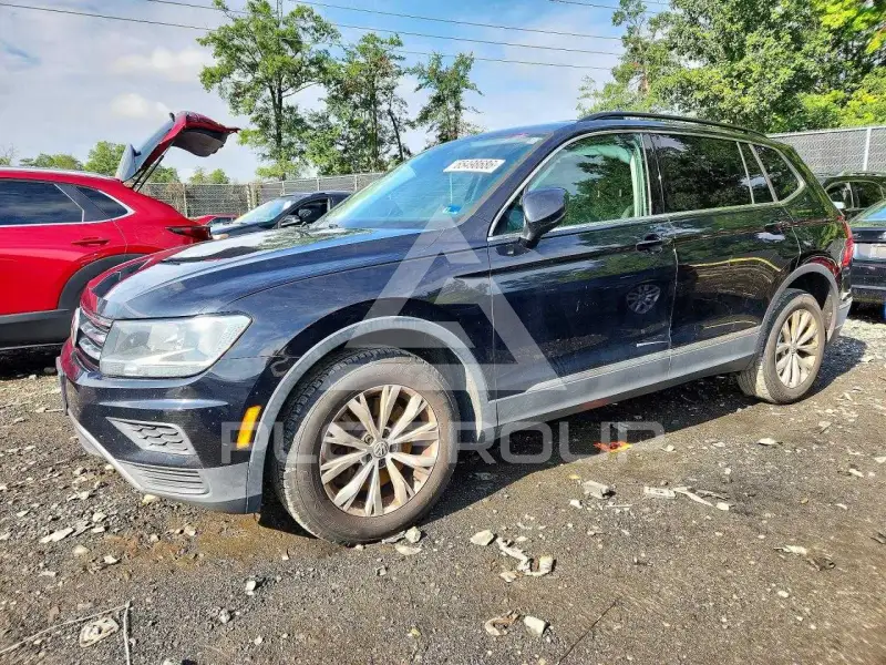 2018 Volkswagen Tiguan photo