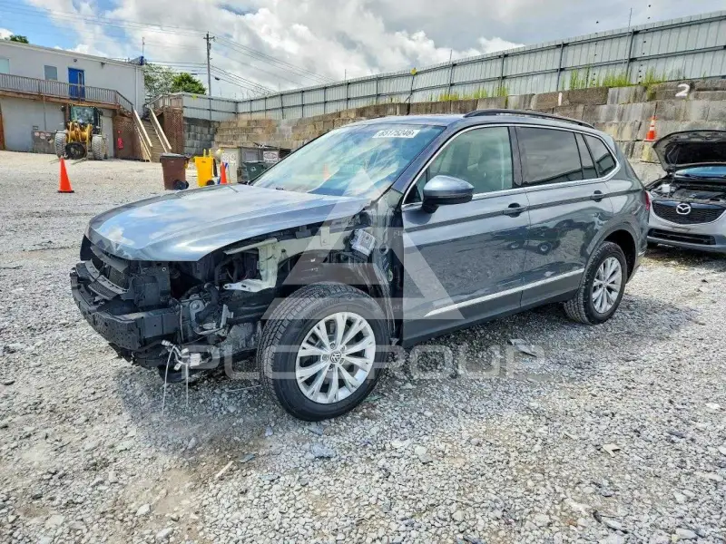 2018 Volkswagen Tiguan фото