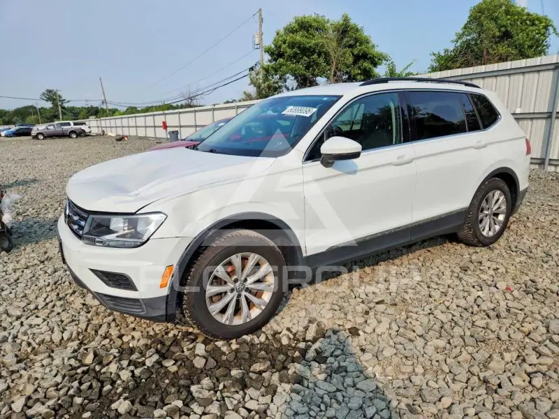 2018 Volkswagen Tiguan photo