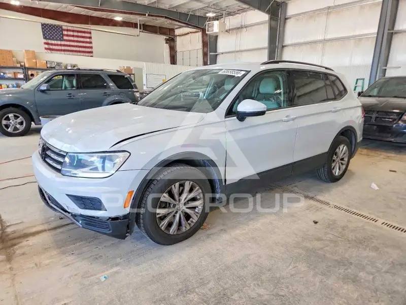 2018 Volkswagen Tiguan photo