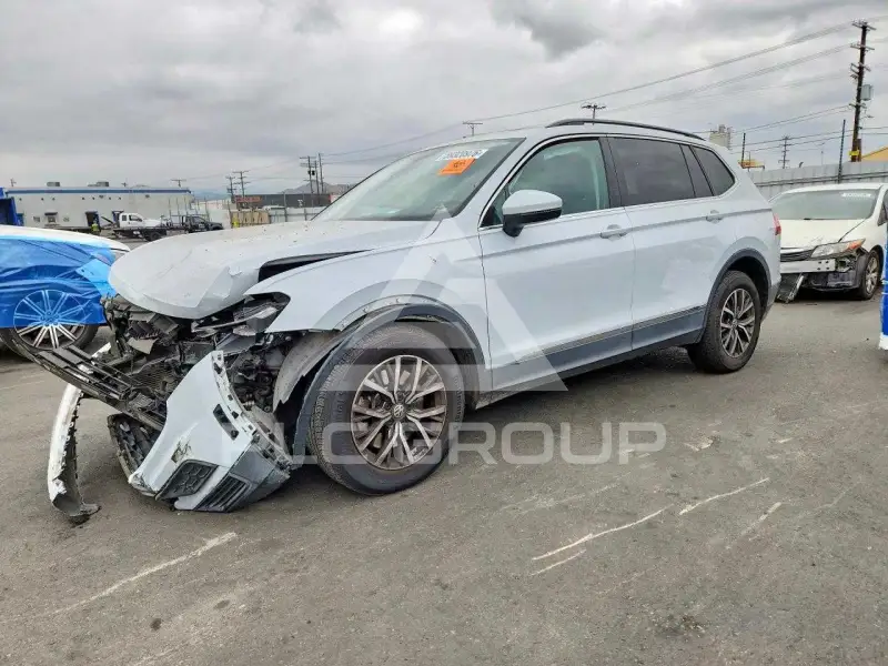 2018 Volkswagen Tiguan фото