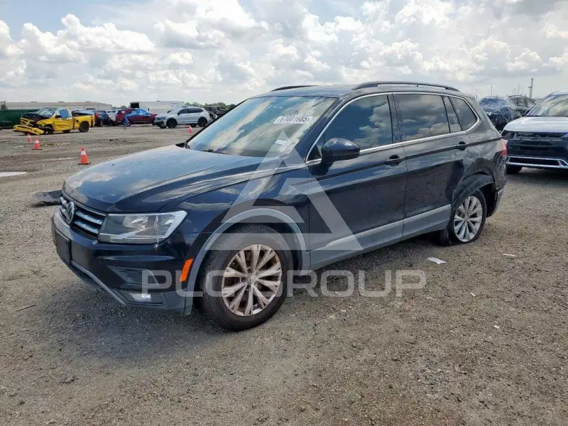 2018 Volkswagen Tiguan photo