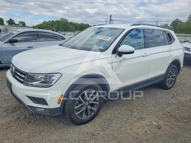 2018 Volkswagen Tiguan photo