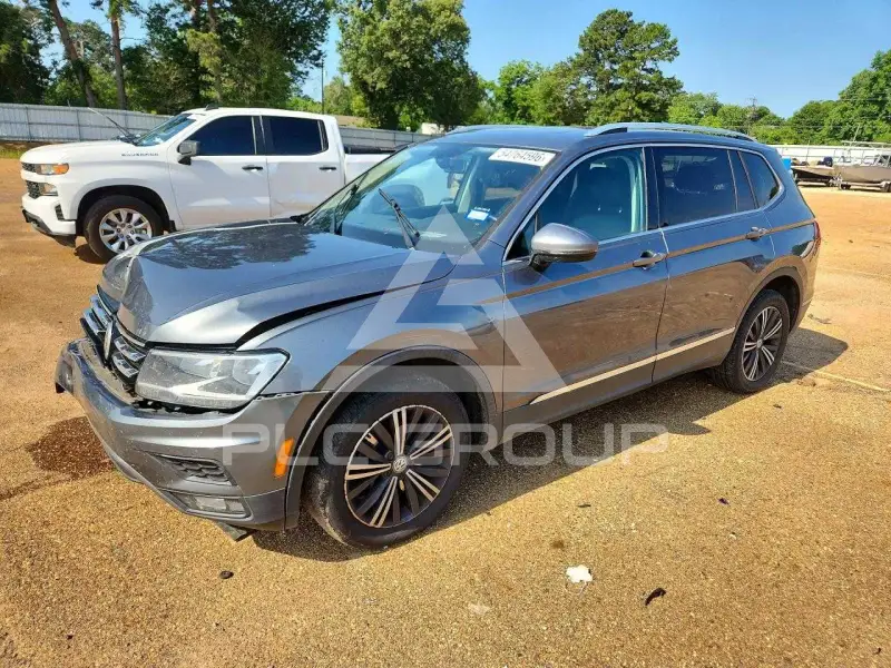 2018 Volkswagen Tiguan фото