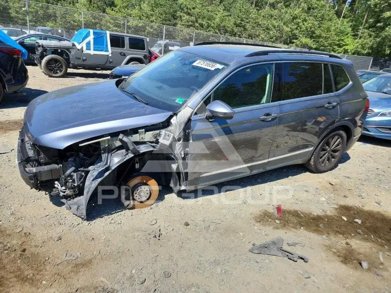 2018 Volkswagen Tiguan фото
