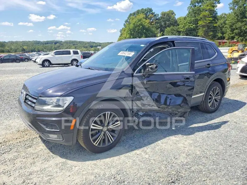 2018 Volkswagen Tiguan photo
