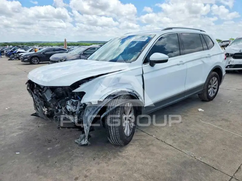 2018 Volkswagen Tiguan фото