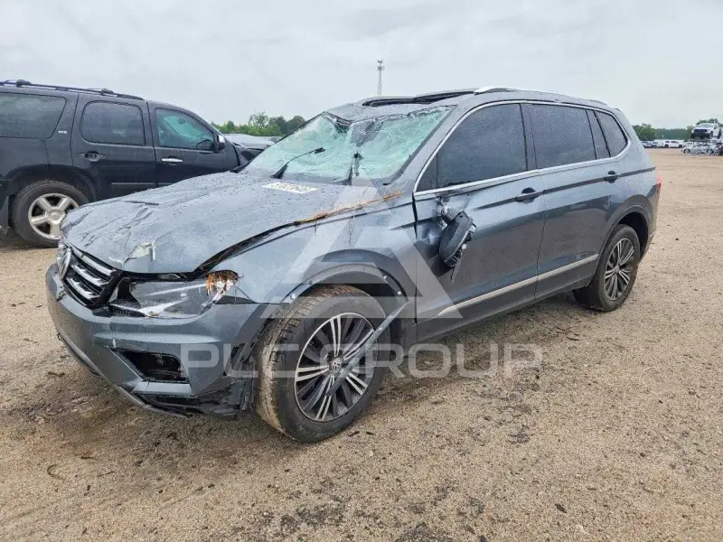 2018 Volkswagen Tiguan фото