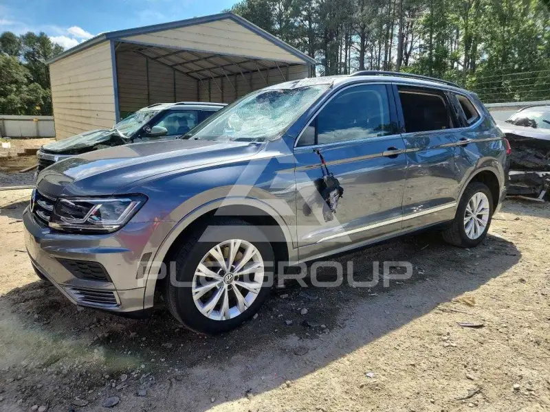 2018 Volkswagen Tiguan photo