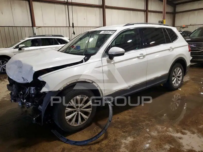 2018 Volkswagen Tiguan photo