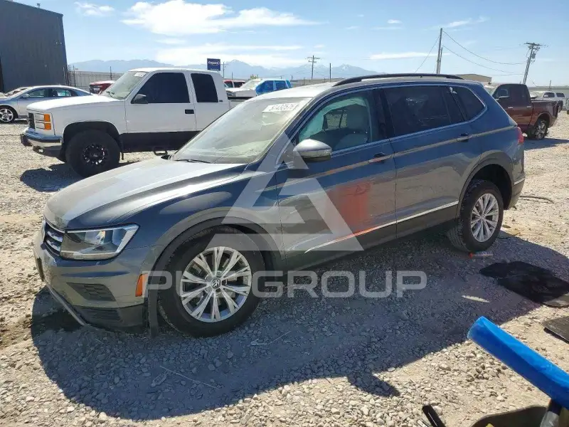 2018 Volkswagen Tiguan photo