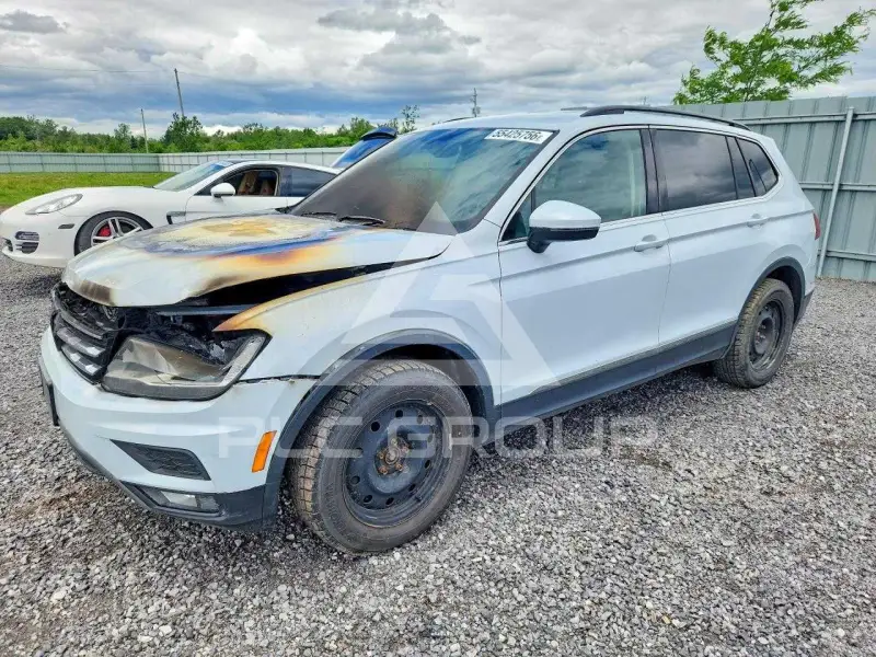 2018 Volkswagen Tiguan photo