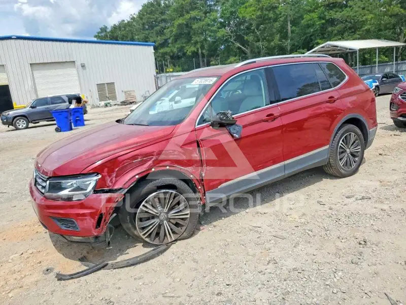 2018 Volkswagen Tiguan photo