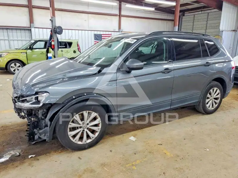 2018 Volkswagen Tiguan фото