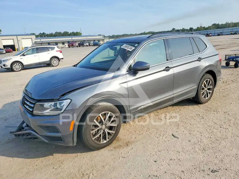 2018 Volkswagen Tiguan фото