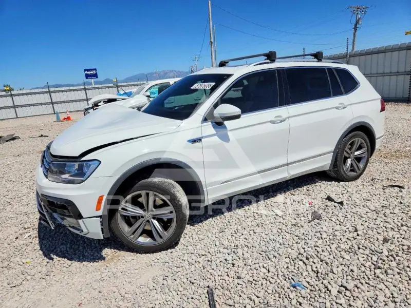 2018 Volkswagen Tiguan photo