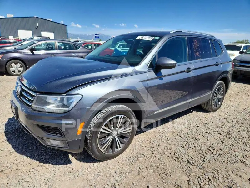 2018 Volkswagen Tiguan photo
