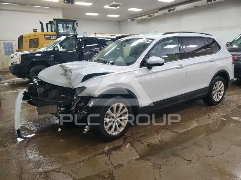 2018 Volkswagen Tiguan photo