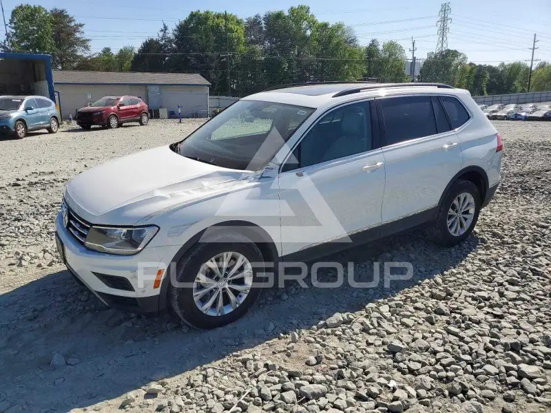 2018 Volkswagen Tiguan фото
