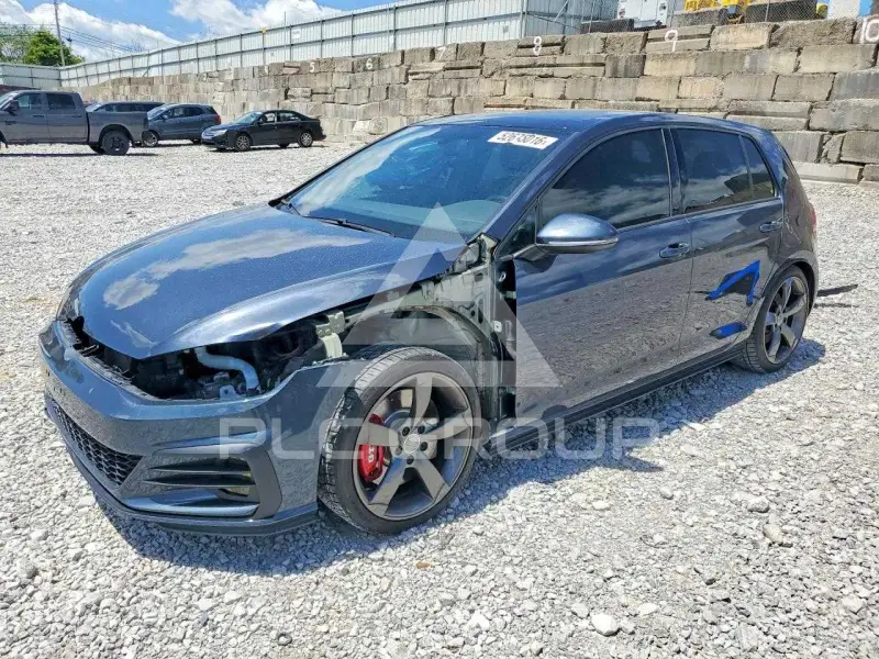 2018 Volkswagen GTI фото