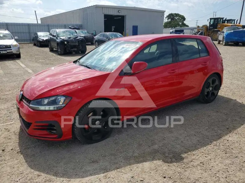 2018 Volkswagen GTI photo