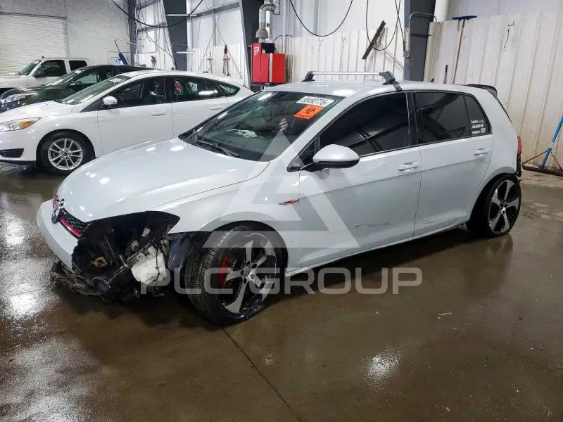 2018 Volkswagen GTI фото