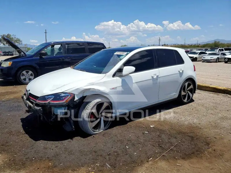 2018 Volkswagen GTI фото
