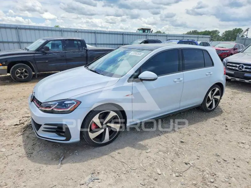 2018 Volkswagen GTI фото