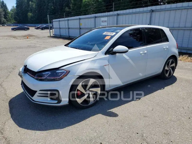 2018 Volkswagen GTI фото
