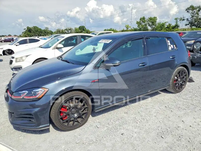 2018 Volkswagen GTI фото