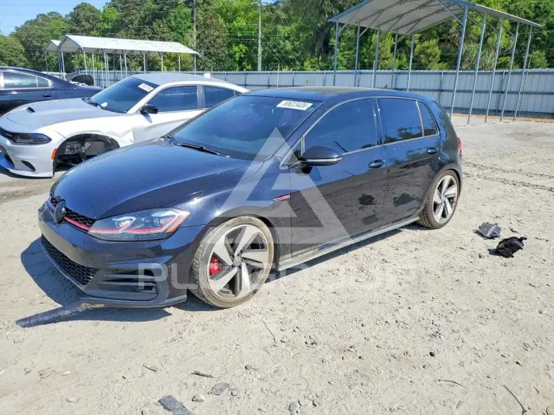 2018 Volkswagen GTI фото