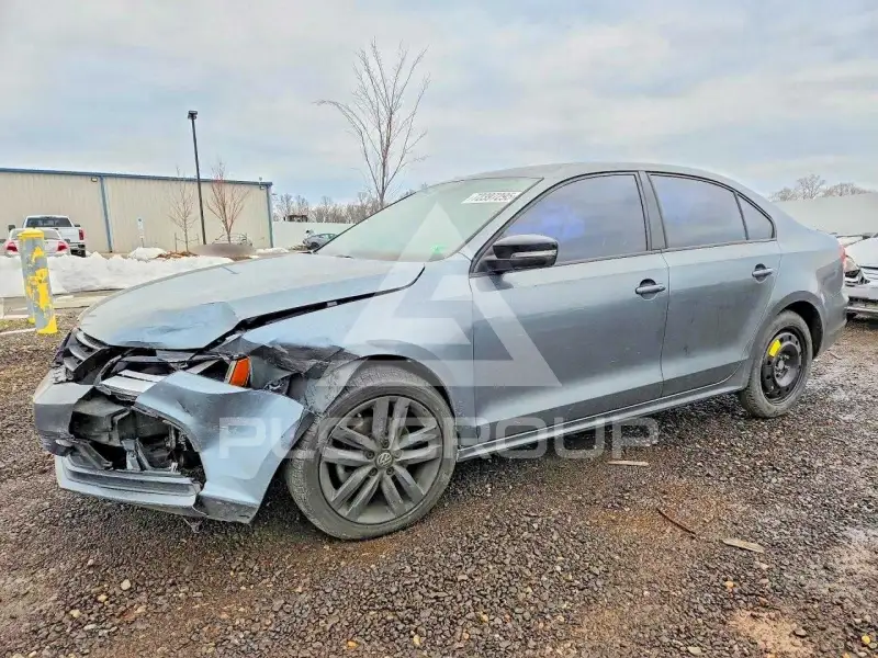 2018 Volkswagen Jetta photo
