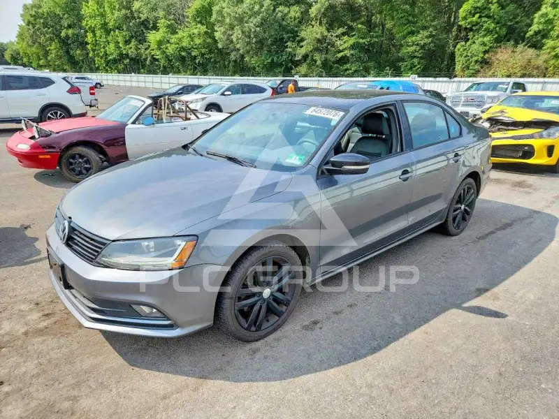 2018 Volkswagen Jetta фото