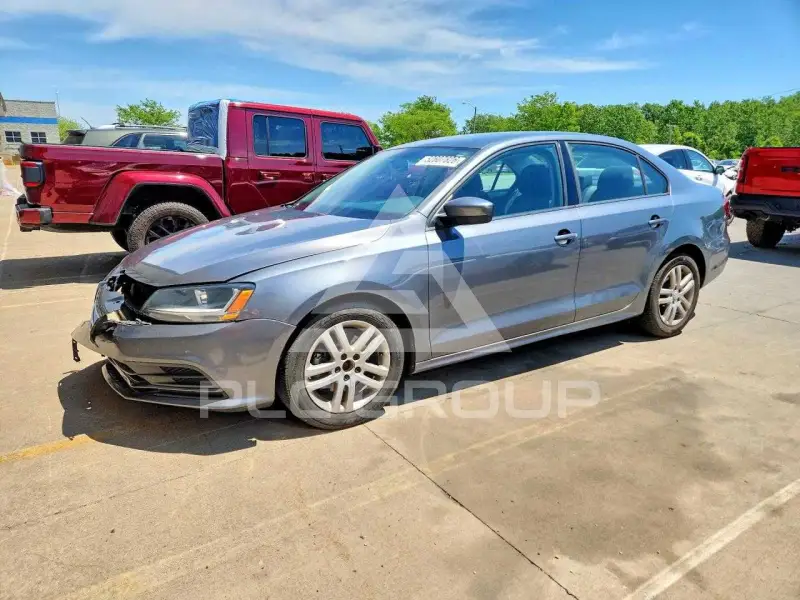 2018 Volkswagen Jetta photo