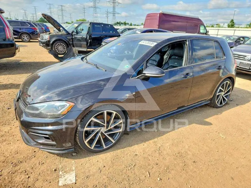 2018 Volkswagen GOLF photo