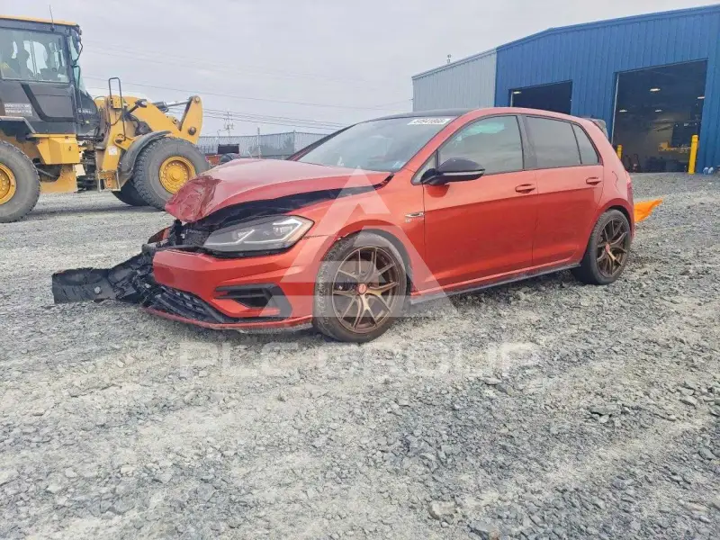 2018 Volkswagen GOLF фото